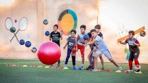 巴尔的摩金莺队特兰博（Mark Trumbo）夺得 2016 美联本垒打王